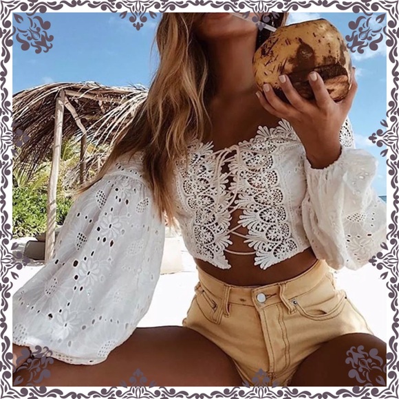 💜Restocked gorgeous lace up crop top💜 - Picture 2 of 8